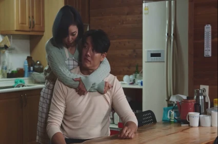 Chuyến đi xa chồng, vợ yên ổn trên bãi biển đáng nhớ